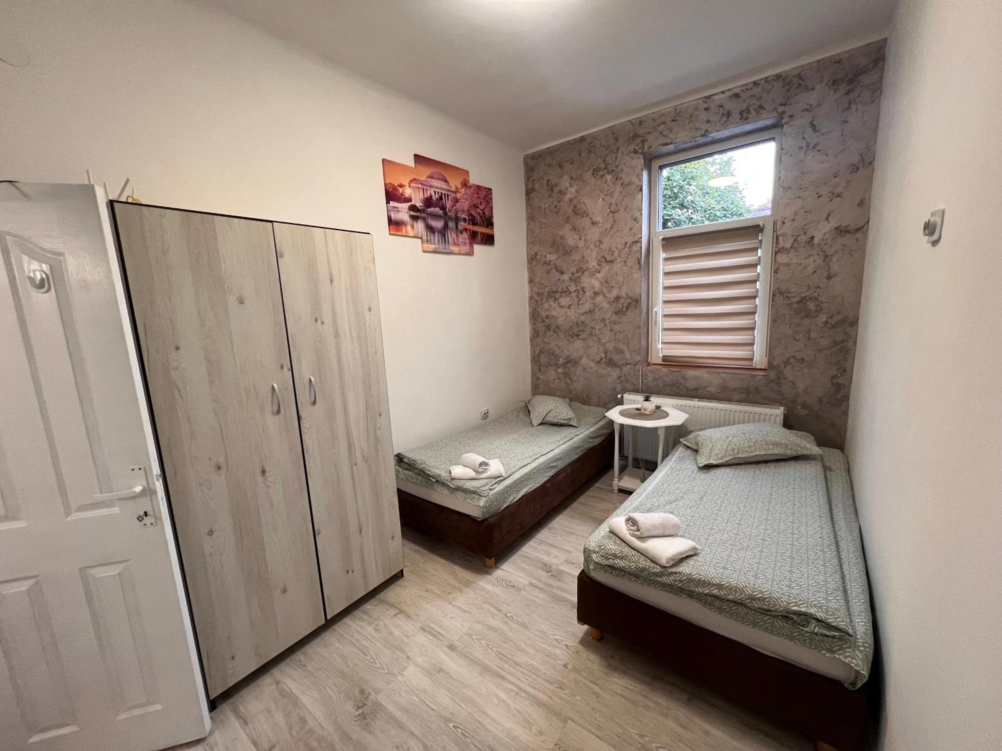 Bed and Breakfast Little Bistro House Târgu-Mureş Exterior foto